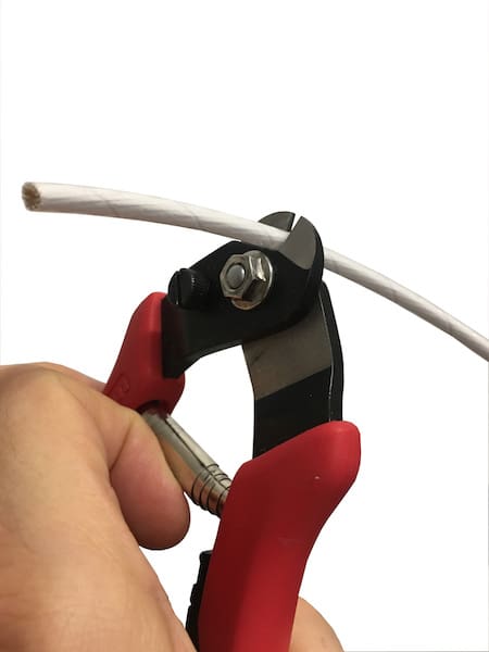 How to cut and fix brake and derailleurs cables and housings.