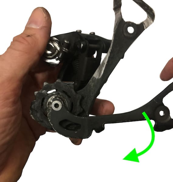 How to change your derailleur pulleys?