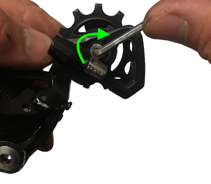 How to change your derailleur pulleys?