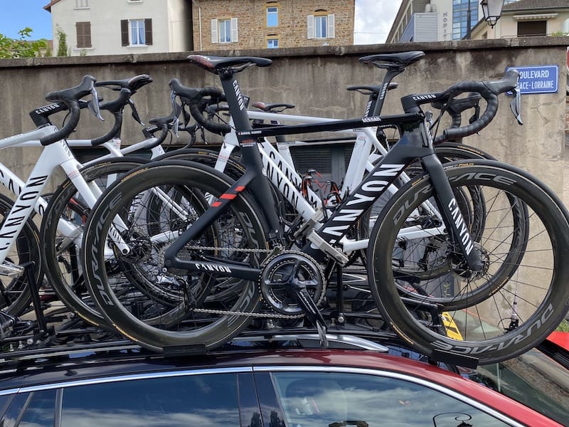2022 Crit&eacute;rium Dauphin&eacute; Mat&eacute;riel des pros