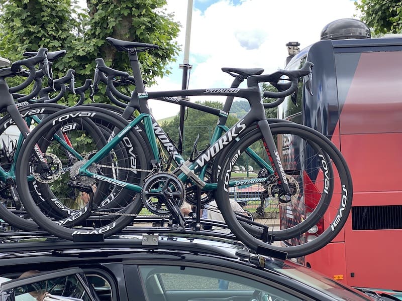 2022 Crit&eacute;rium Dauphin&eacute; Mat&eacute;riel des pros
