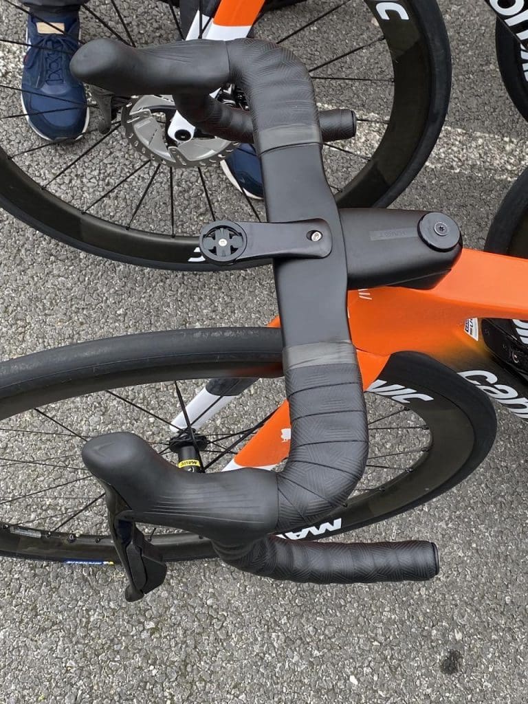 2023 Paris-Roubaix Femmes avec Zwift matériel et vélo