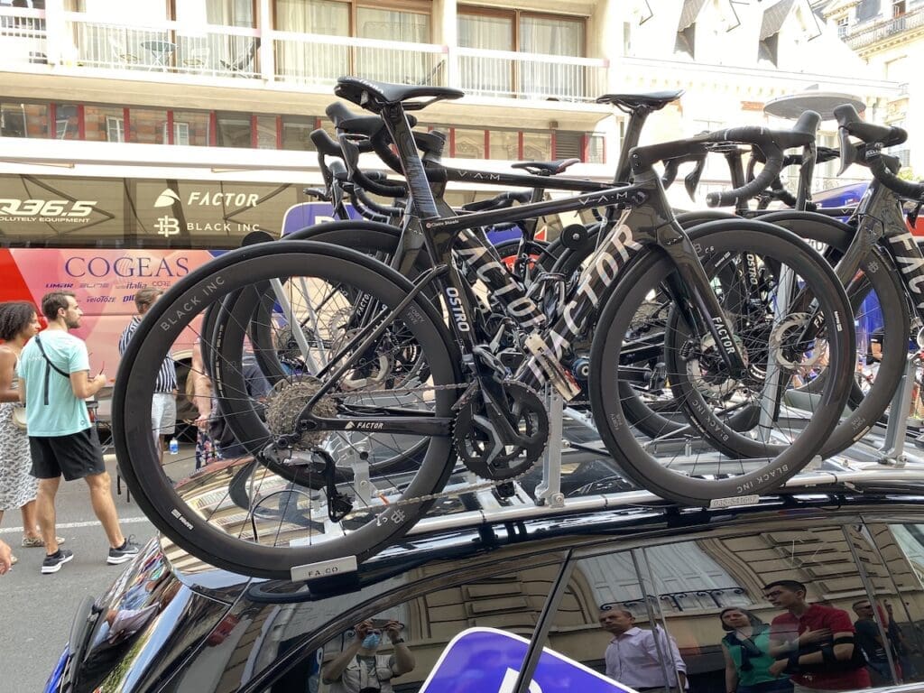 2023 matériel et vélos du Tour de France Femmes avec Zwift