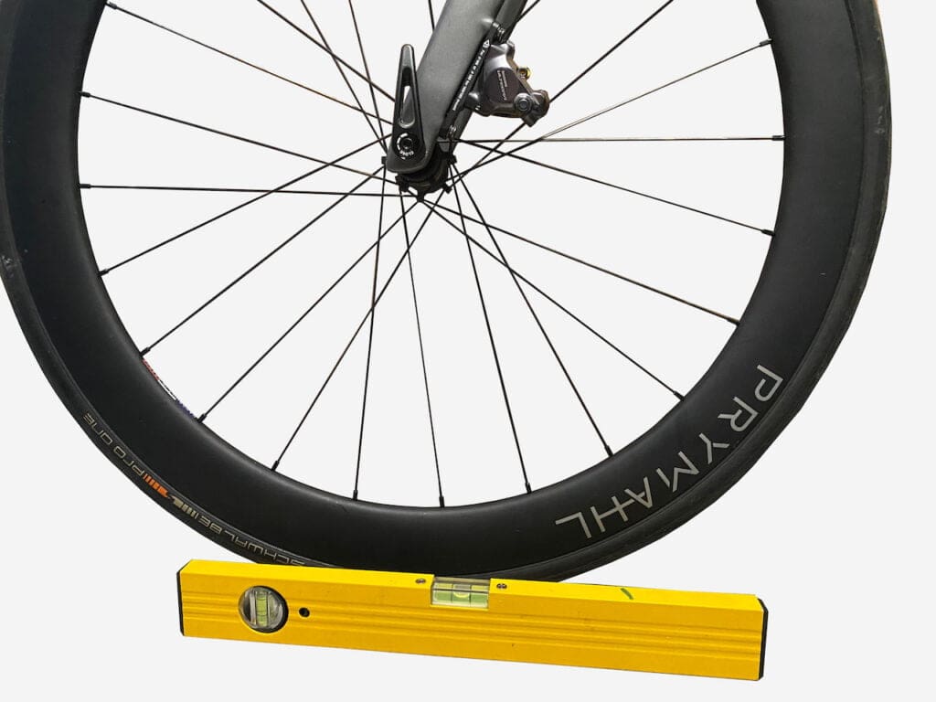 Changer les plaquettes et faire la purge des freins Shimano sur les groupes Dura-Ace, Ultegra et 105 12 vitesses