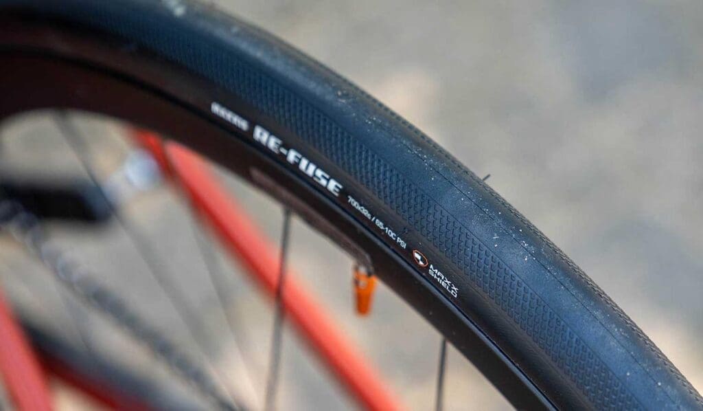 2023 Pneu Maxxis Re-Fuse