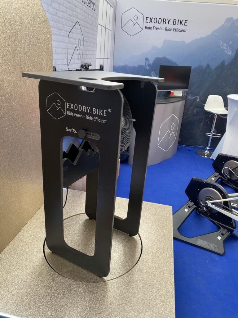 2023 bureau d'entraînement avec ventilateur pour home-trainer Exodry.Bike Saroo