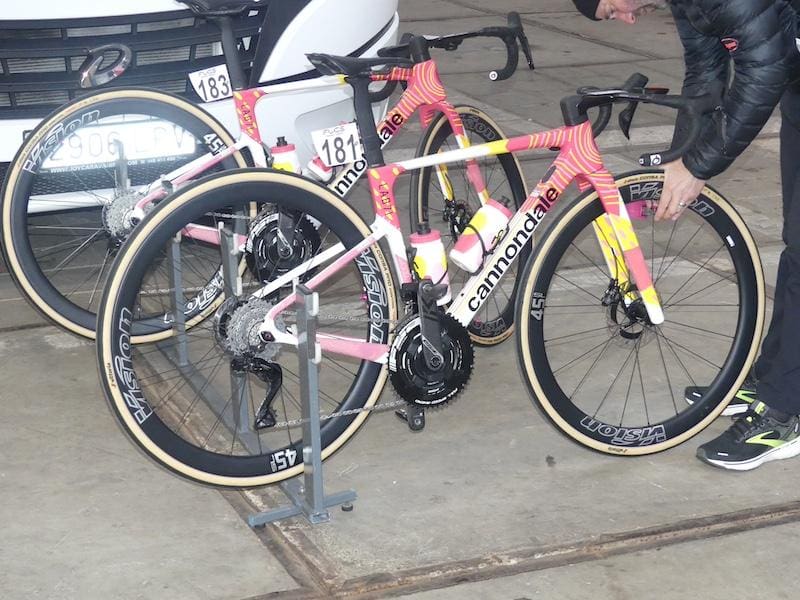 2024 vélos et matériel du Omloop Het Nieuwsblad