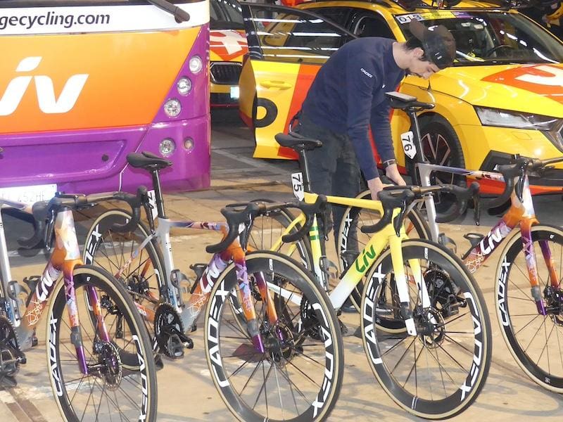 2024 vélos et matériel du Omloop Het Nieuwsblad