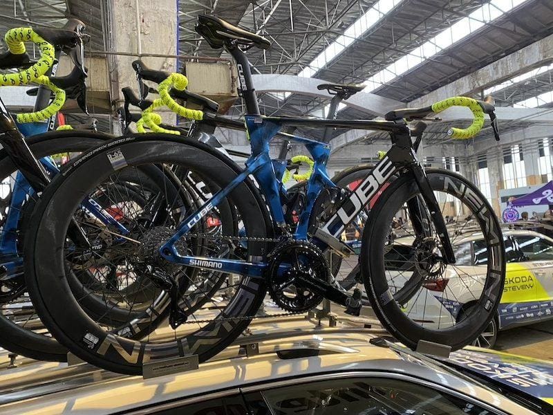 2024 vélos et matériel du Omloop Het Nieuwsblad