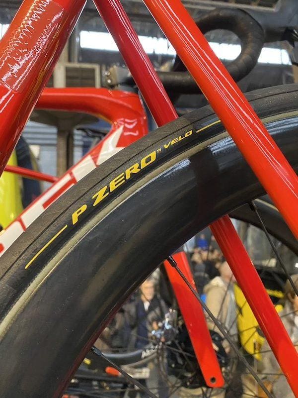 2024 vélos et matériel du Omloop Het Nieuwsblad