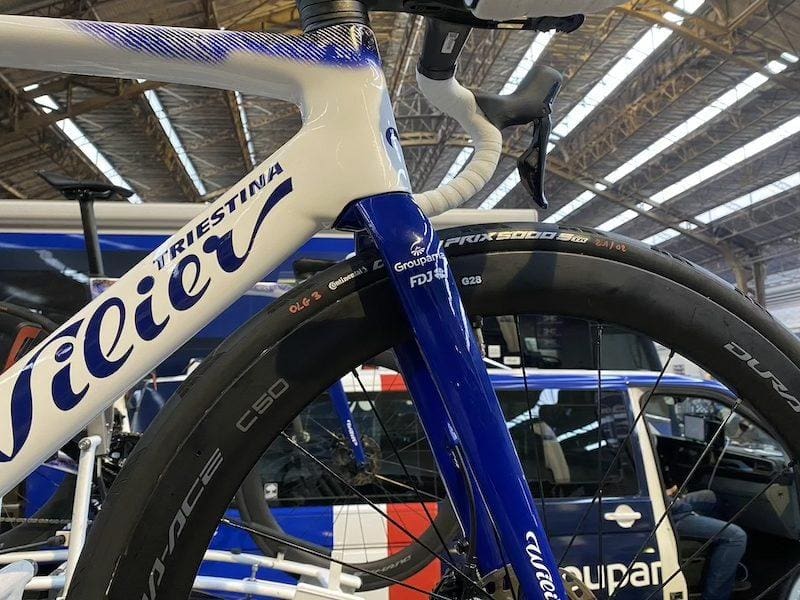 2024 vélos et matériel du Omloop Het Nieuwsblad