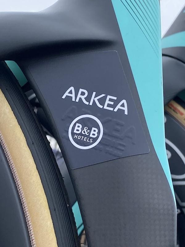 Les vélos et matériel des coureurs pros sur Paris-Nice 2024