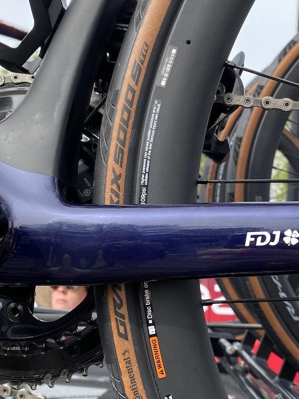V&eacute;los et mat&eacute;riel de Paris-Roubaix femmes 2024