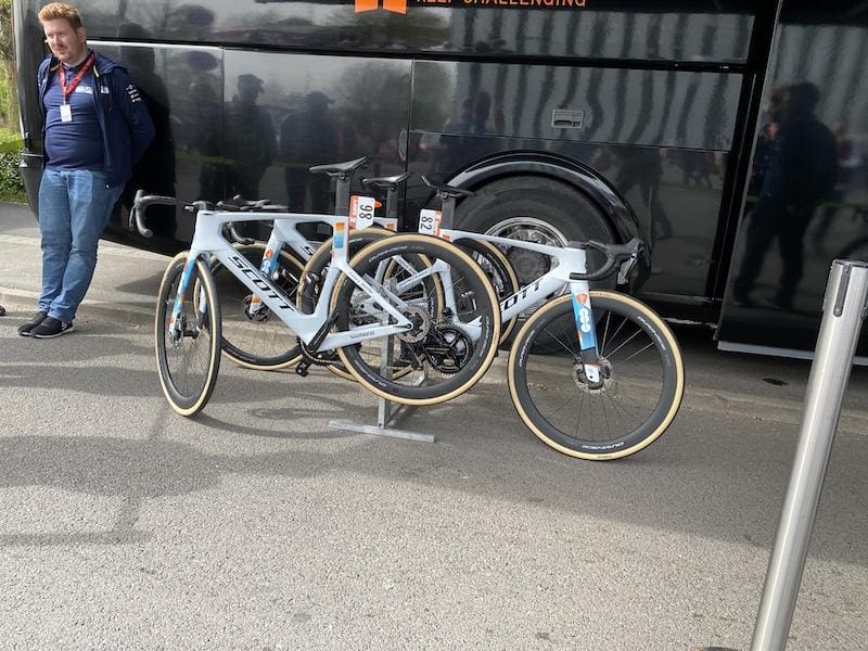 V&eacute;los et mat&eacute;riel de Paris-Roubaix femmes 2024