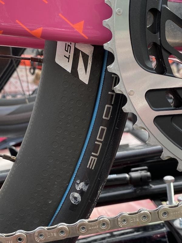 V&eacute;los et mat&eacute;riel de Paris-Roubaix femmes 2024