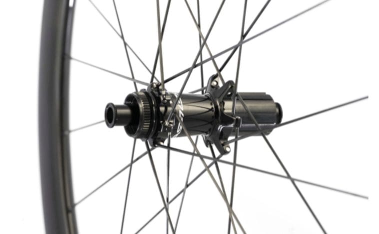 Aura les nouvelles roues artisanales de RAR