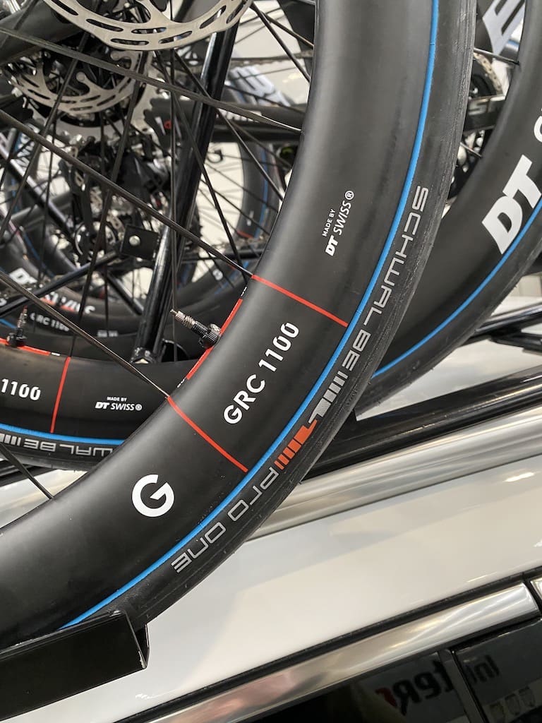 Les vélos et matériel du Omloop Het Nieuwsbald 2025
