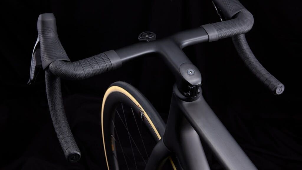 Le nouveau guidon monobloc HB18
