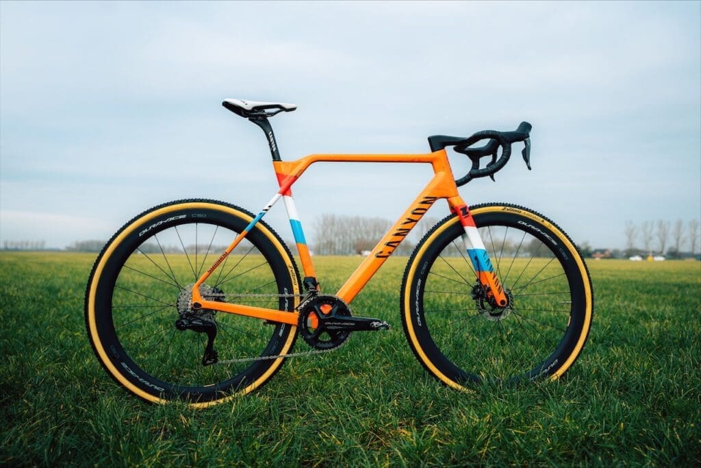 Un huitième titre de Champion du Monde de Cyclocross pour Mathieu van der Poel