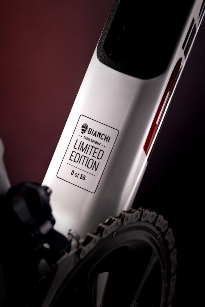 2026 s&eacute;rie limit&eacute;e Bianchi Infinito Paris-Roubaix