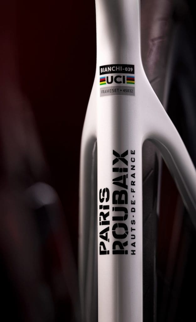 2026 s&eacute;rie limit&eacute;e Bianchi Infinito Paris-Roubaix