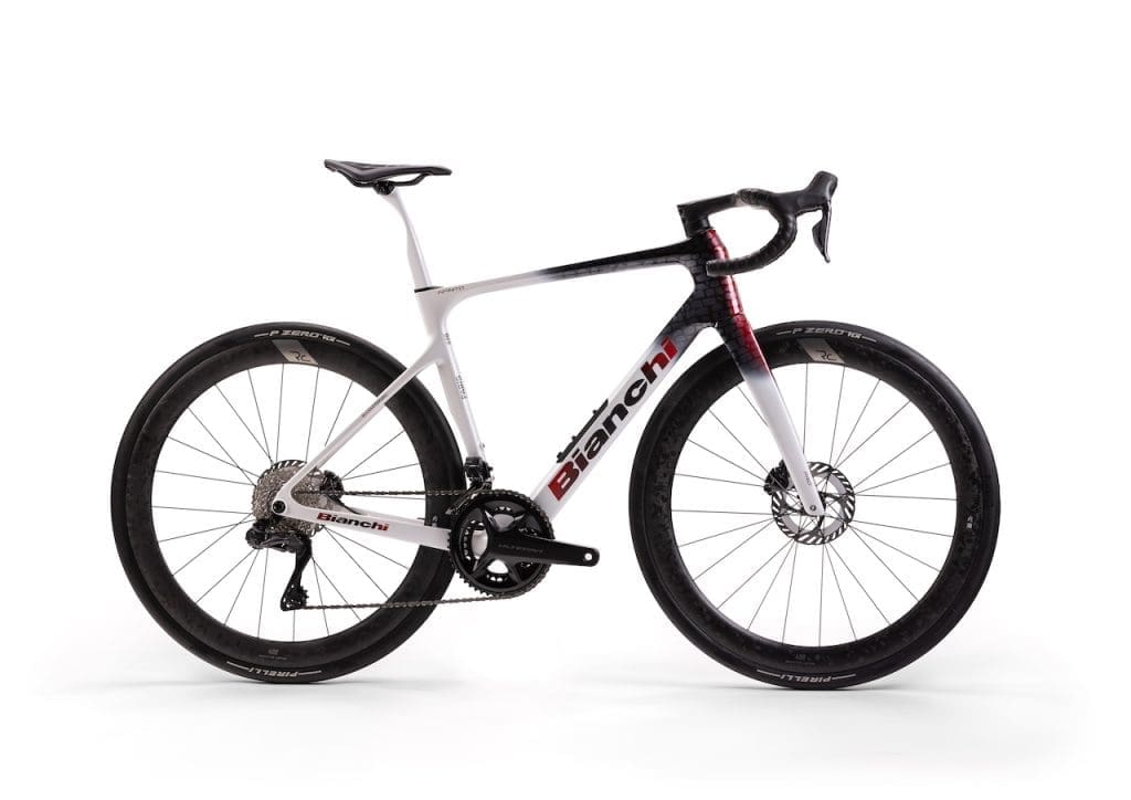 2026 s&eacute;rie limit&eacute;e Bianchi Infinito Paris-Roubaix
