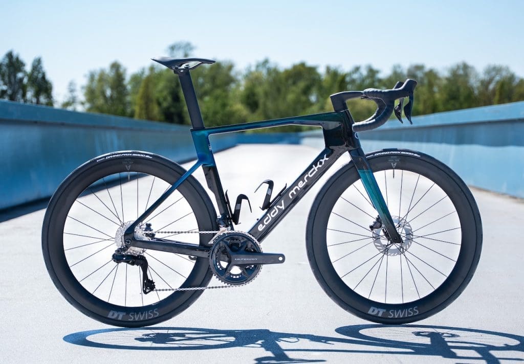 nouveau vélo Eddy Merckx 525