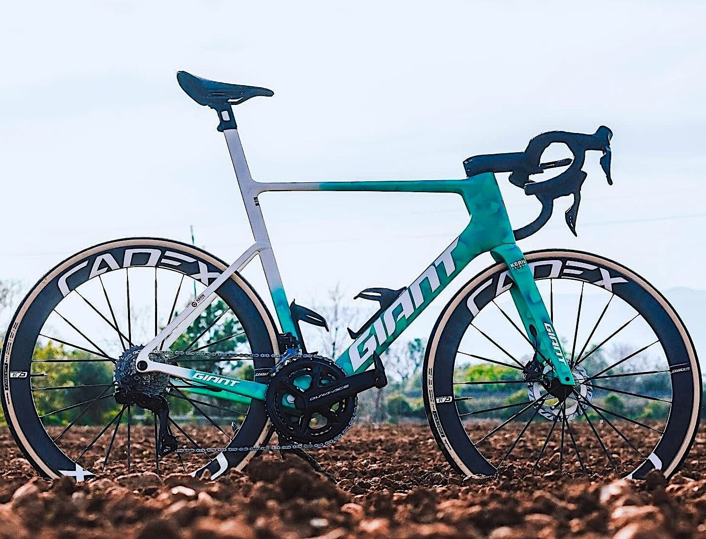 Vélo Giant Propel Advanced SL de Kern Pharma 2026