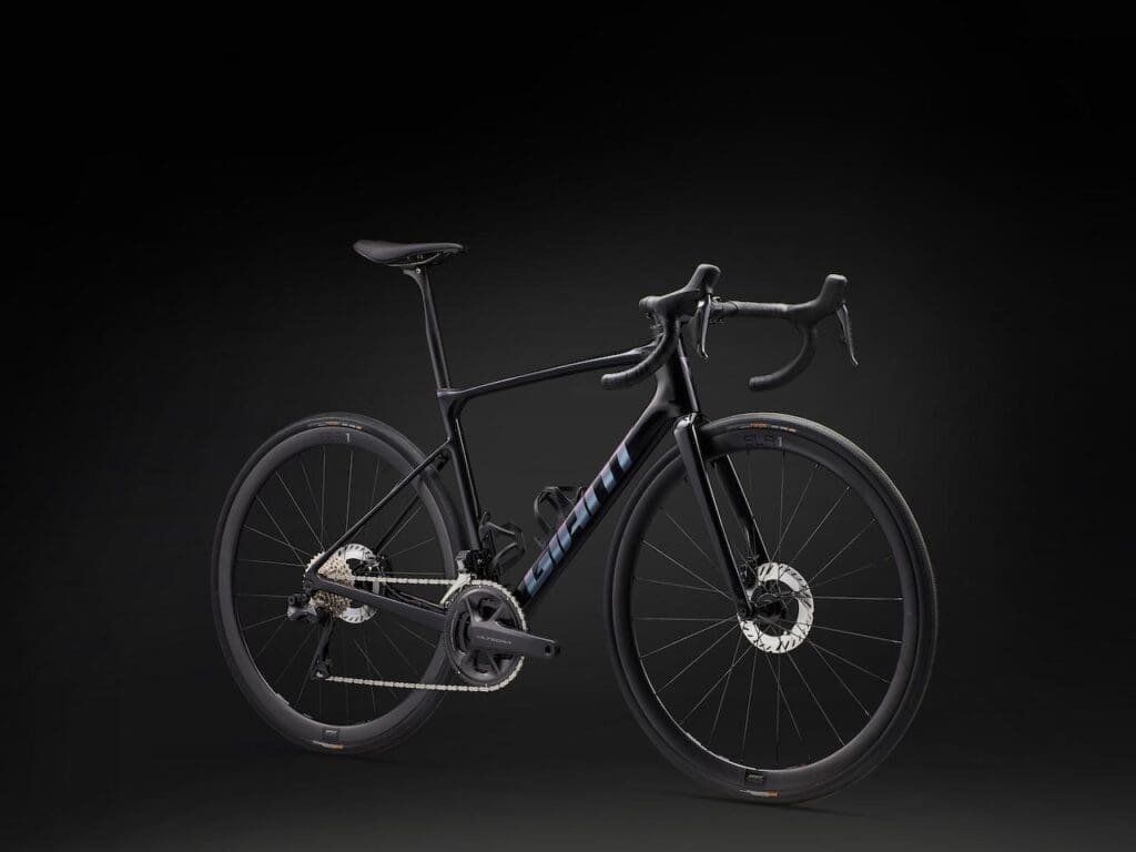 2024 vélo Giant Defy Advanced SL