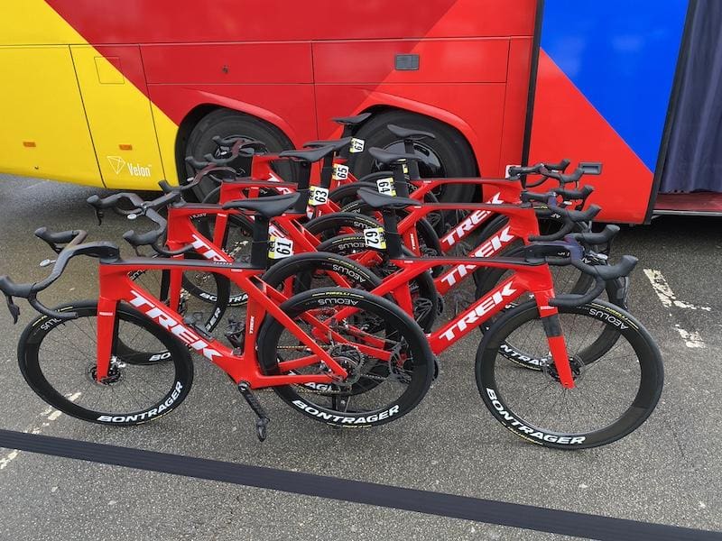 Les vélos et matériel des coureurs pros sur Paris-Nice 2024