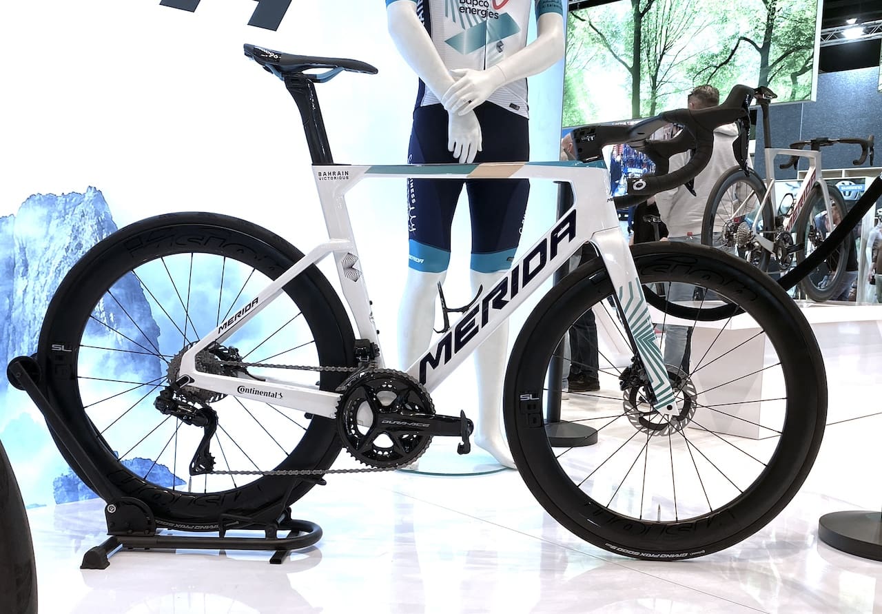 vélo Merida 2025 de l'équipe Bahrain-Victorious